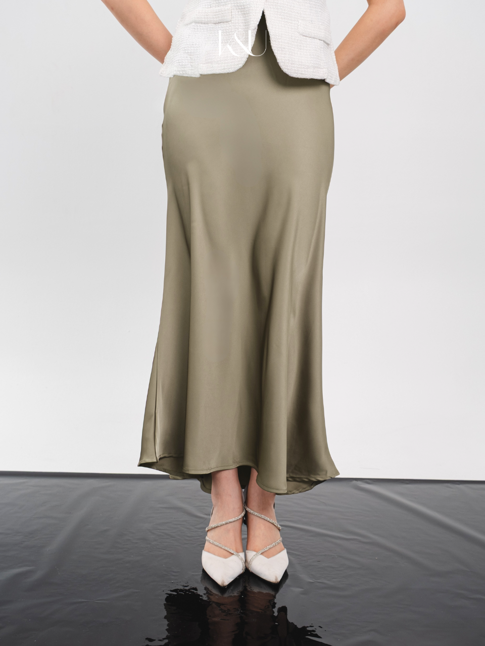 Noira Satin Skirt